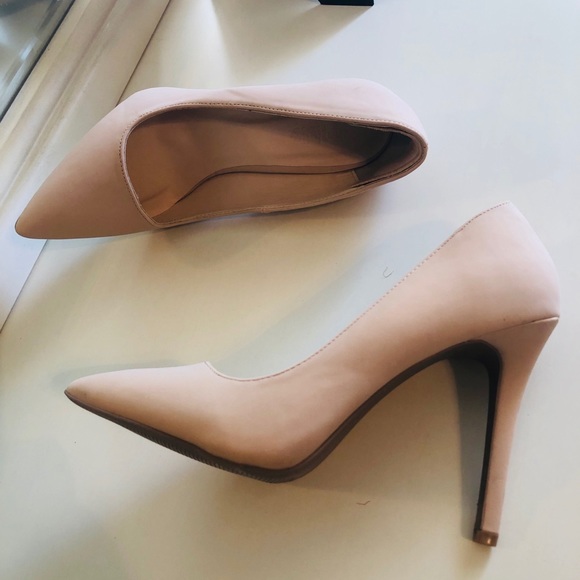 Charlotte Russe size 9 heel - Picture 2 of 6